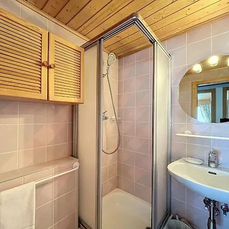 아파트 Botzatei 111 *