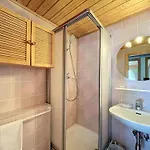 Appartement Botzatei 111 *